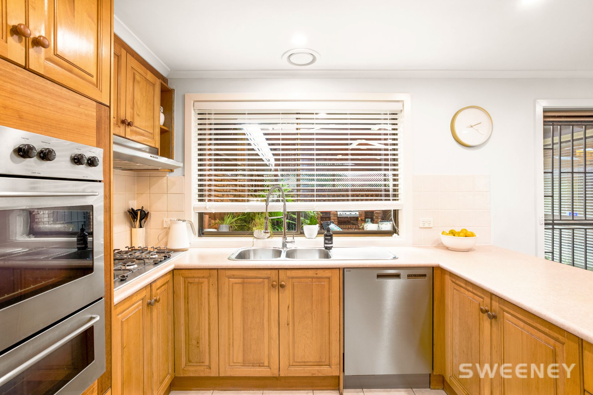 2 Hoddle Way, Altona Meadows - Thumbnail 6