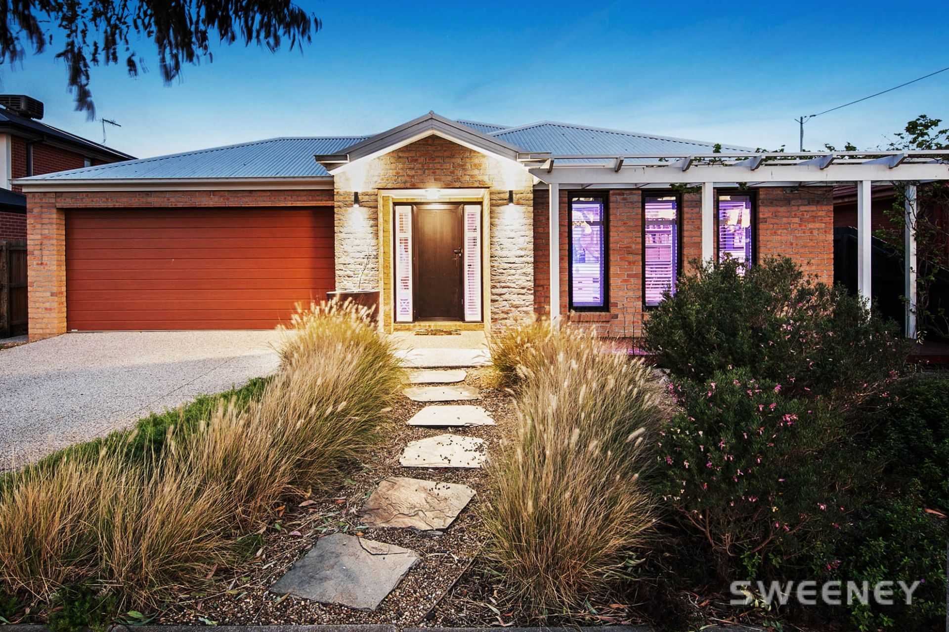 114 Grieve Parade, Altona - Thumbnail 2