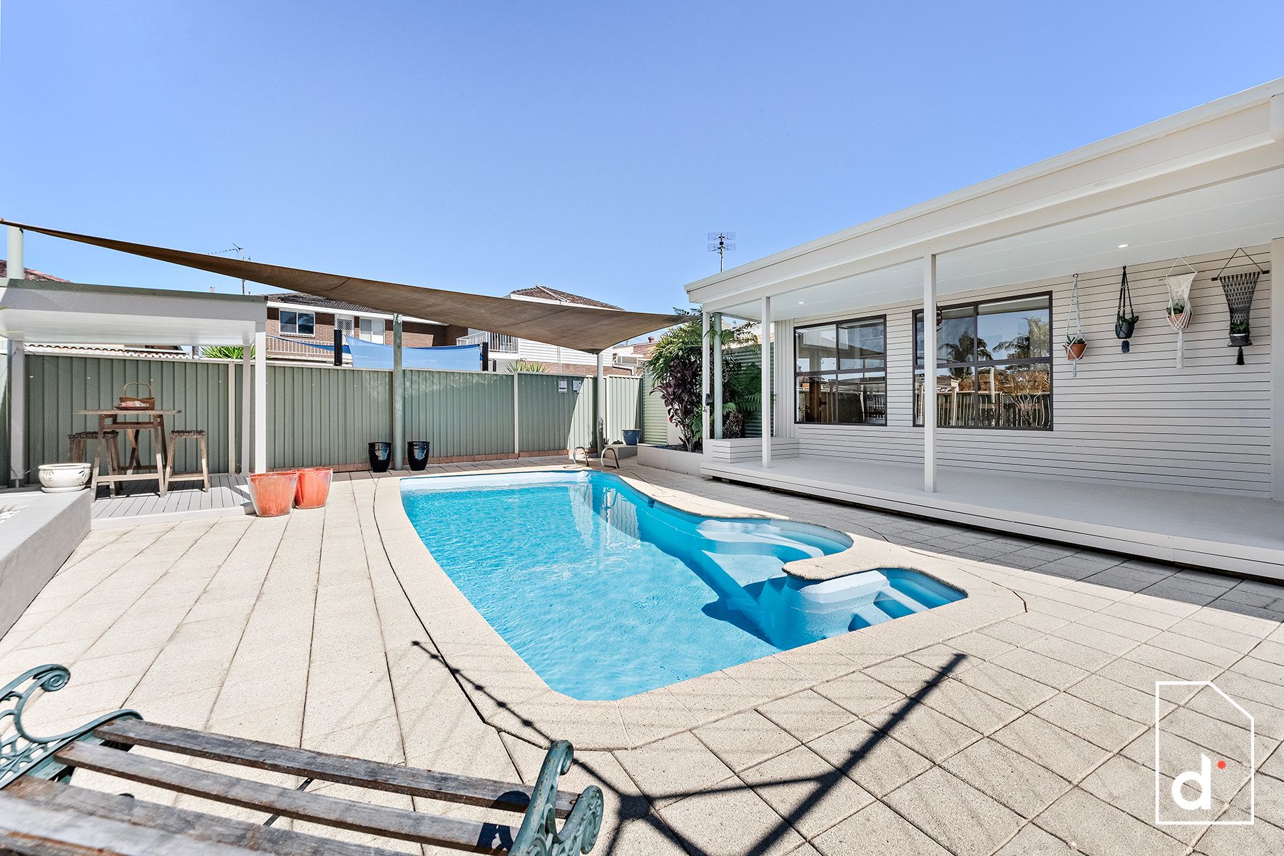 11 Narelle Crescent, Woonona NSW