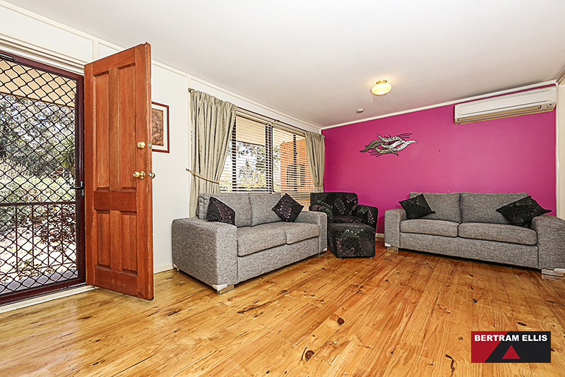 38 Wittenoom Crescent, Stirling - Thumbnail 2