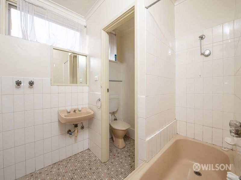 5/10 Narong Road, Caulfield