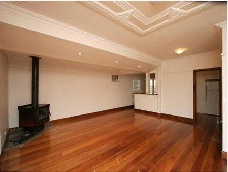 INITIAL 6 MONTH LEASE AND $700 BOND ONLY - A must see!!!