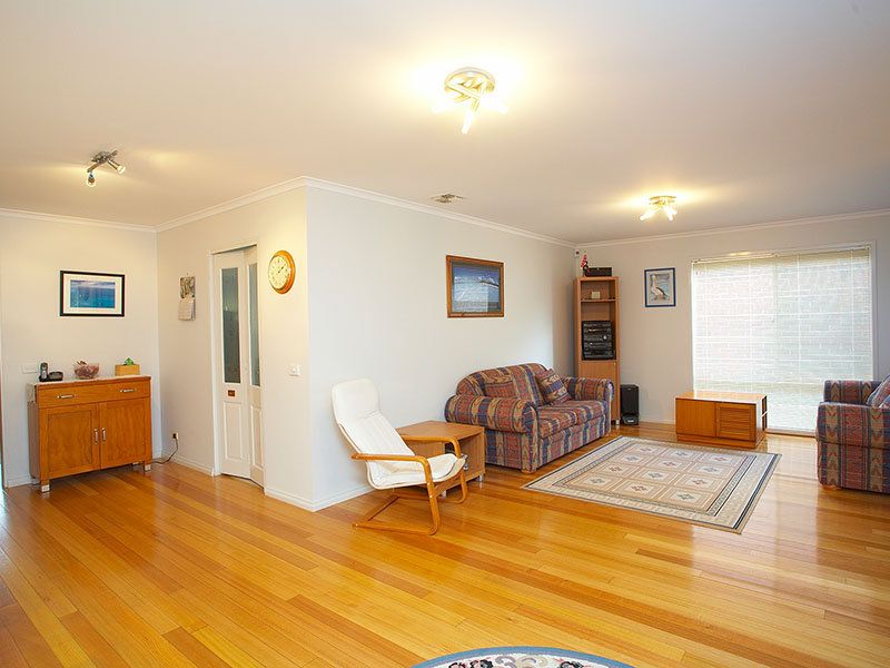 13 Rayner Street, Altona - Thumbnail 7