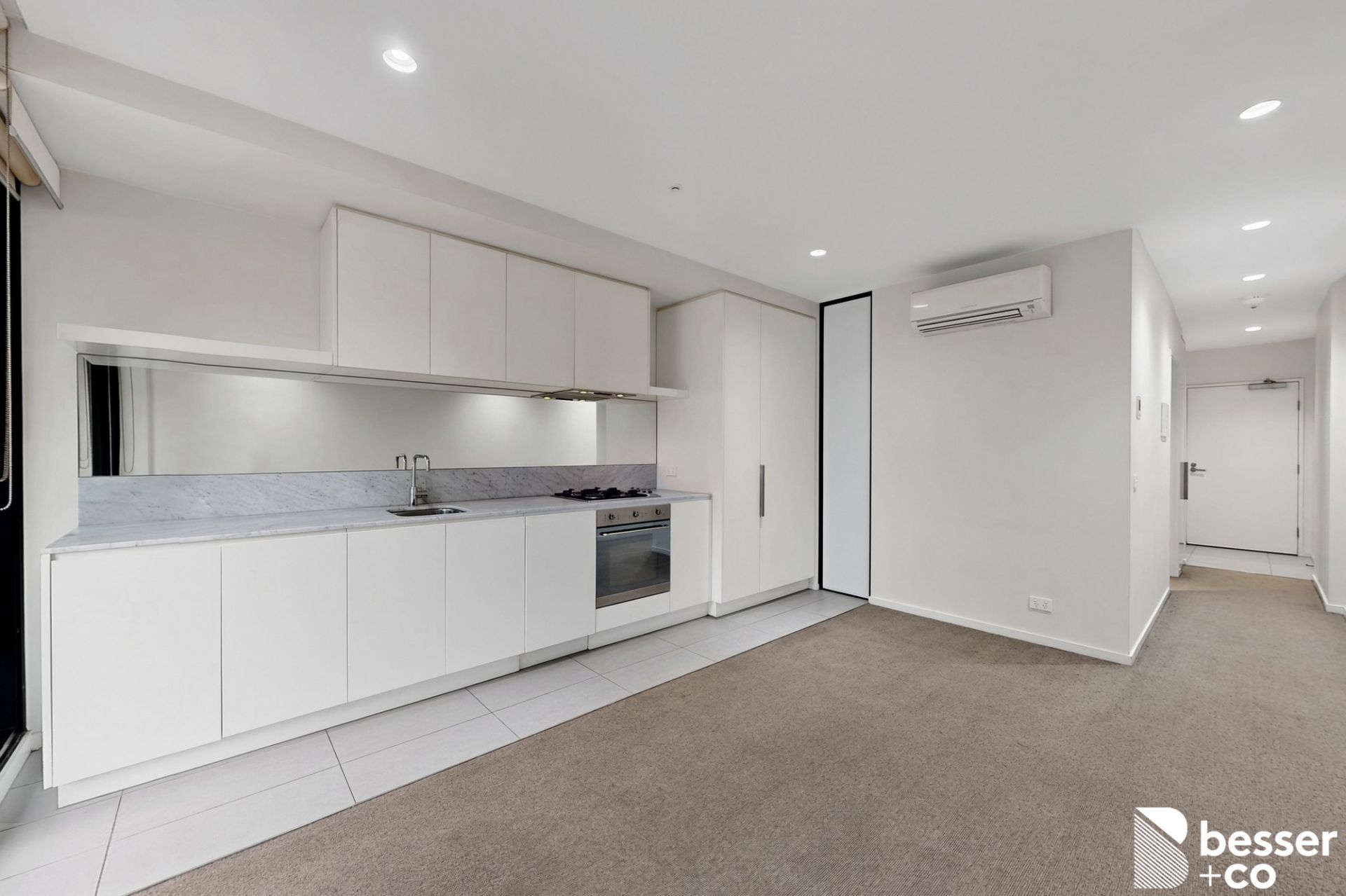 514/52 Park Street, South Melbourne - Thumbnail 2