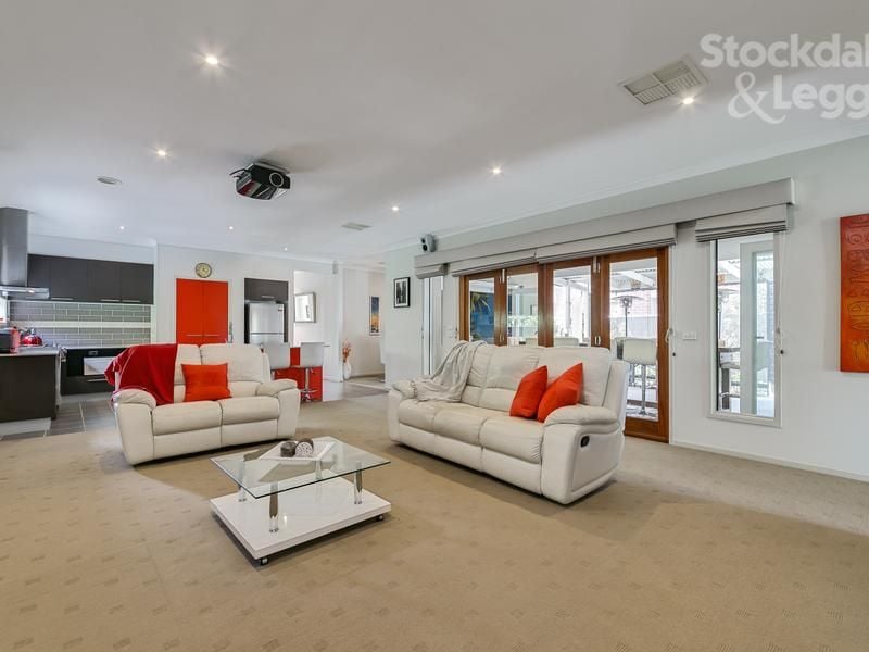 34 Harriers Street MERNDA, Mernda - Thumbnail 4