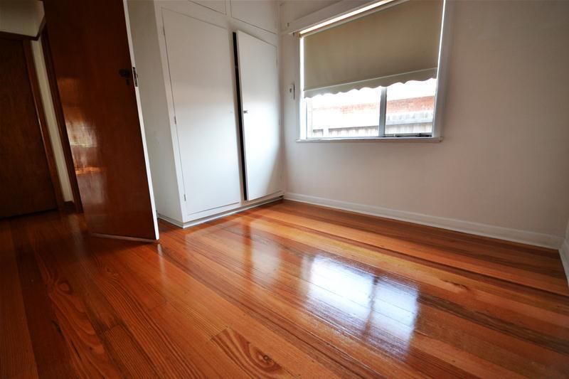 RENOVATED 2 BEDROOM IN A GREAT LOCATION!