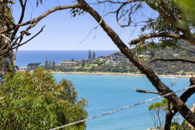 2 Neade Street, Lorne, VIC, Lorne - Thumbnail 2