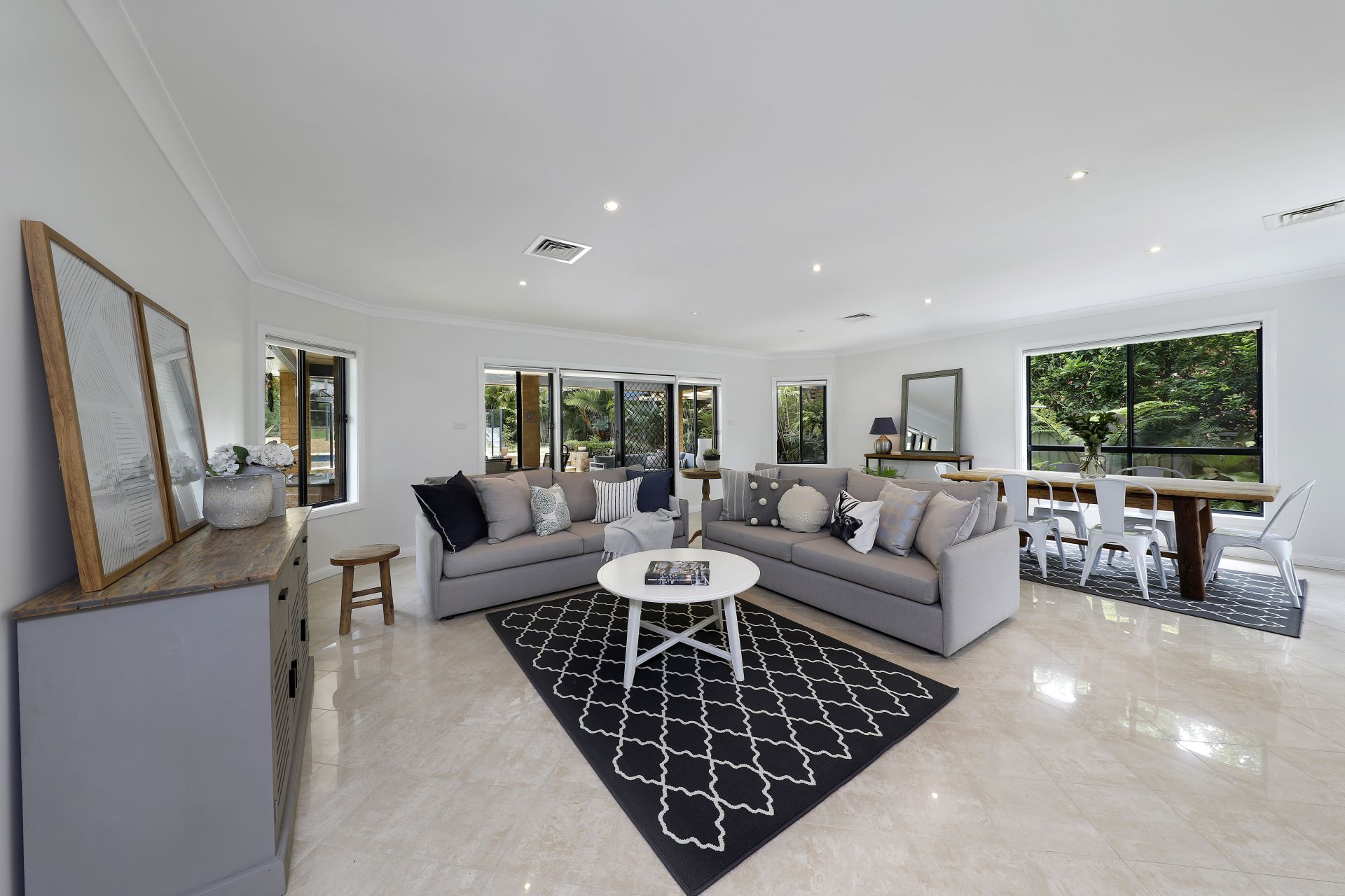 255 Sylvania Road South, GYMEA BAY, Gymea Bay - Thumbnail 7