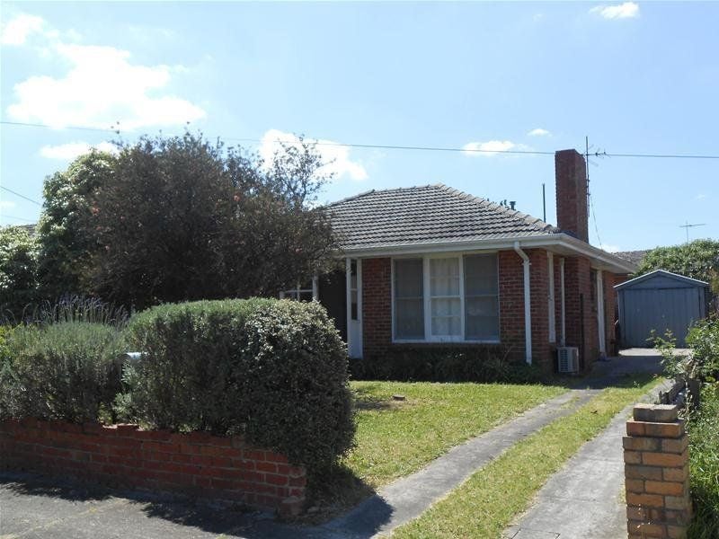 4 Shakespeare Grove, Heidelberg Heights