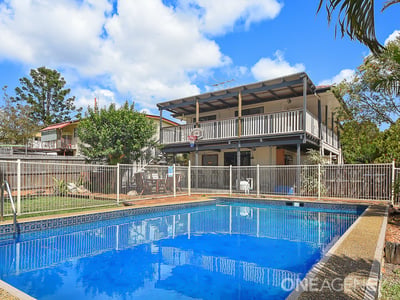 GREAT HOME PLUS DECK & LARGE POOL
