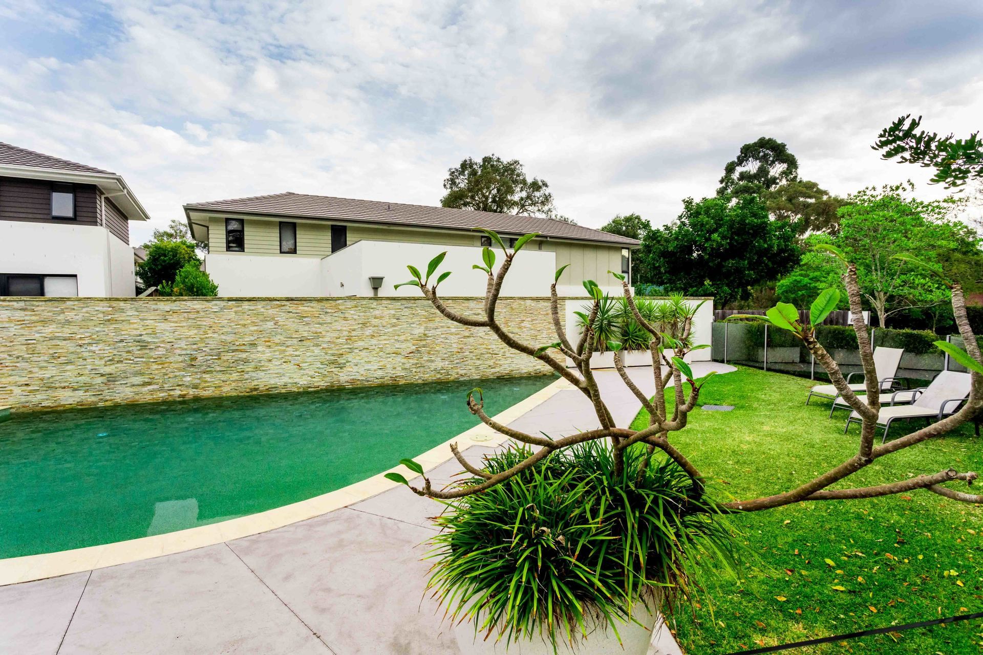 Revesby Heights 19 Bardo Circuit