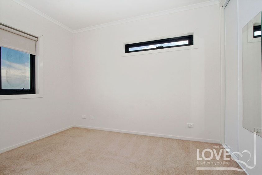 Top Floor Apartment In A Sought after Location