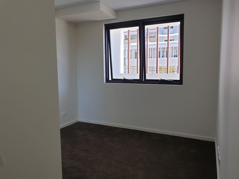 106/8 Burwood Road, Burwood