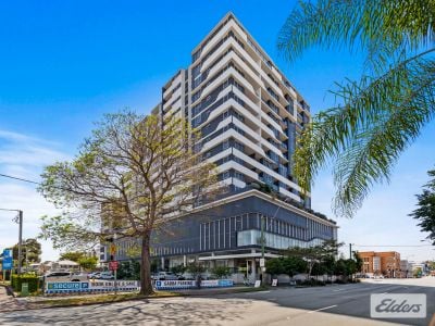 PRISTINE COMMERCIAL OFFICE IN 'THE LINTON'!