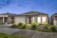 65 Chantenay Parade, Cranbourne North VIC, Cranbourne North - Image 1