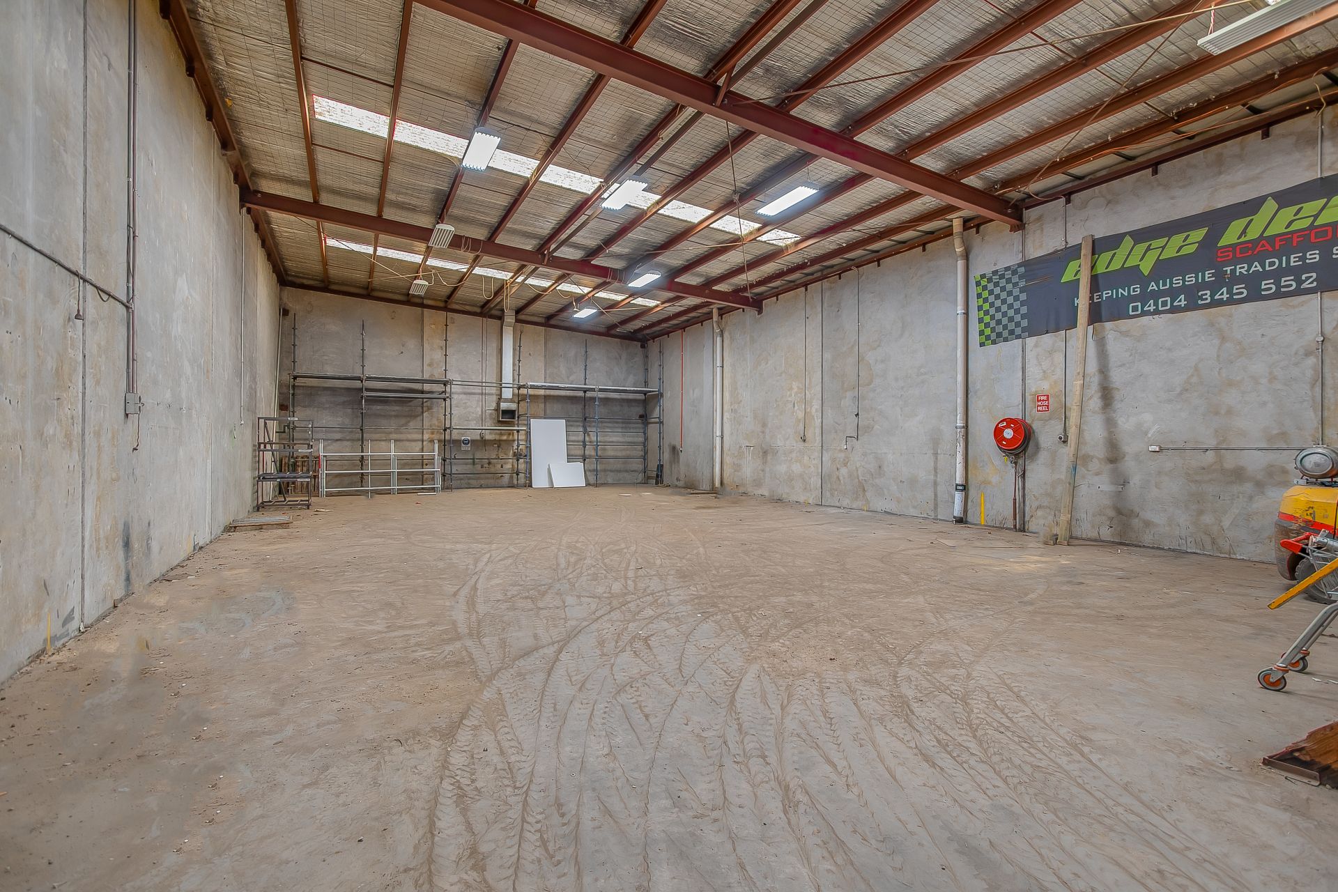 WELL LOCATED FACTORY/WAREHOUSE