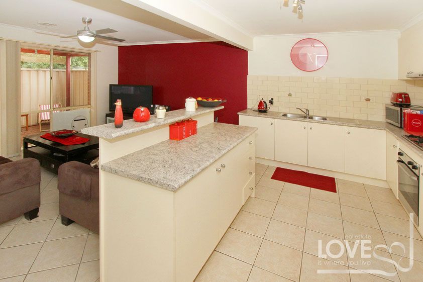 Modern & Spacious Unit