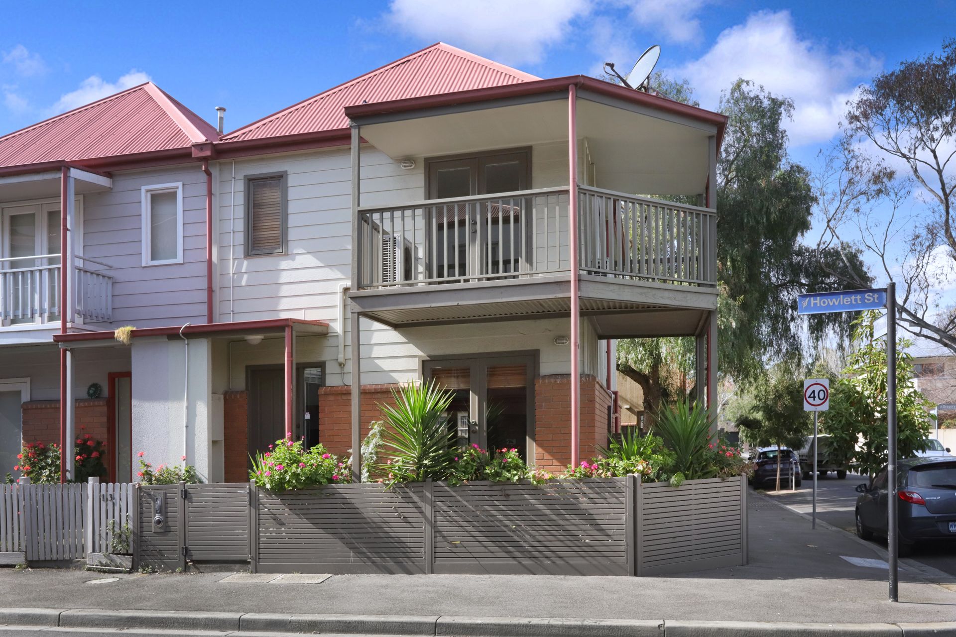 15 Howlett Street Kensington VIC, Kensington - Thumbnail 2