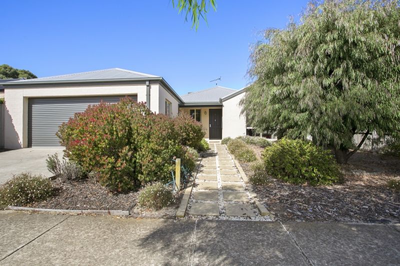 22 Daintree Way Ocean Grove VIC, Ocean Grove - Thumbnail 3