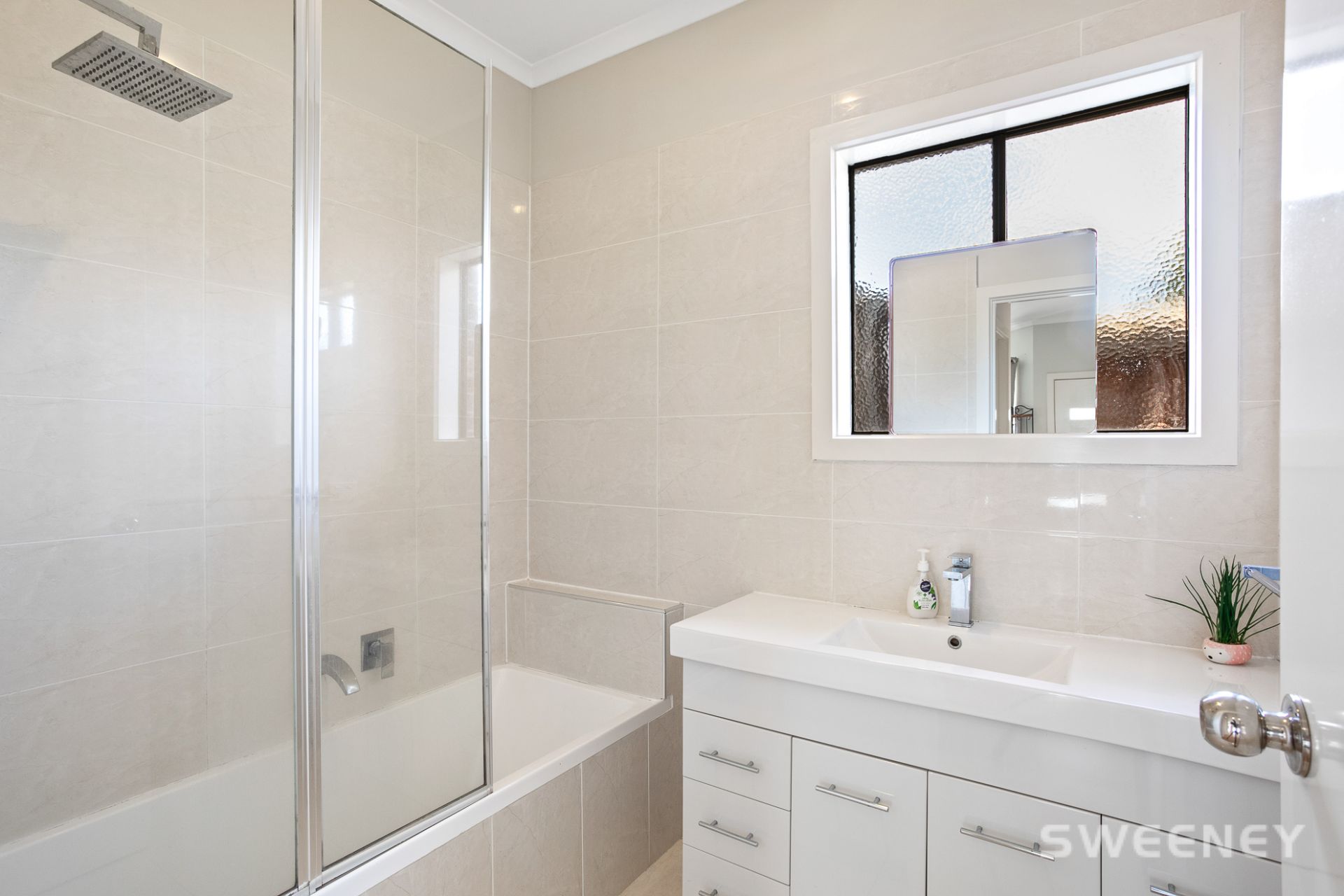 2/39 Kiora Street, Altona Meadows - Thumbnail 8