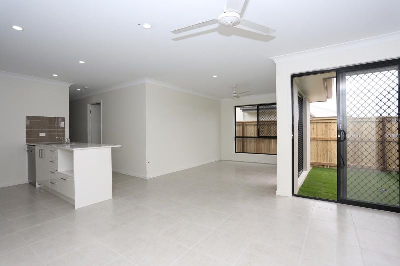 22 Sienna Crescent Palmview QLD, Palmview - Thumbnail 2