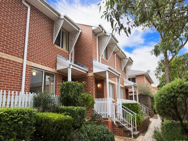 13/2 Station Avenue, CONCORD WEST