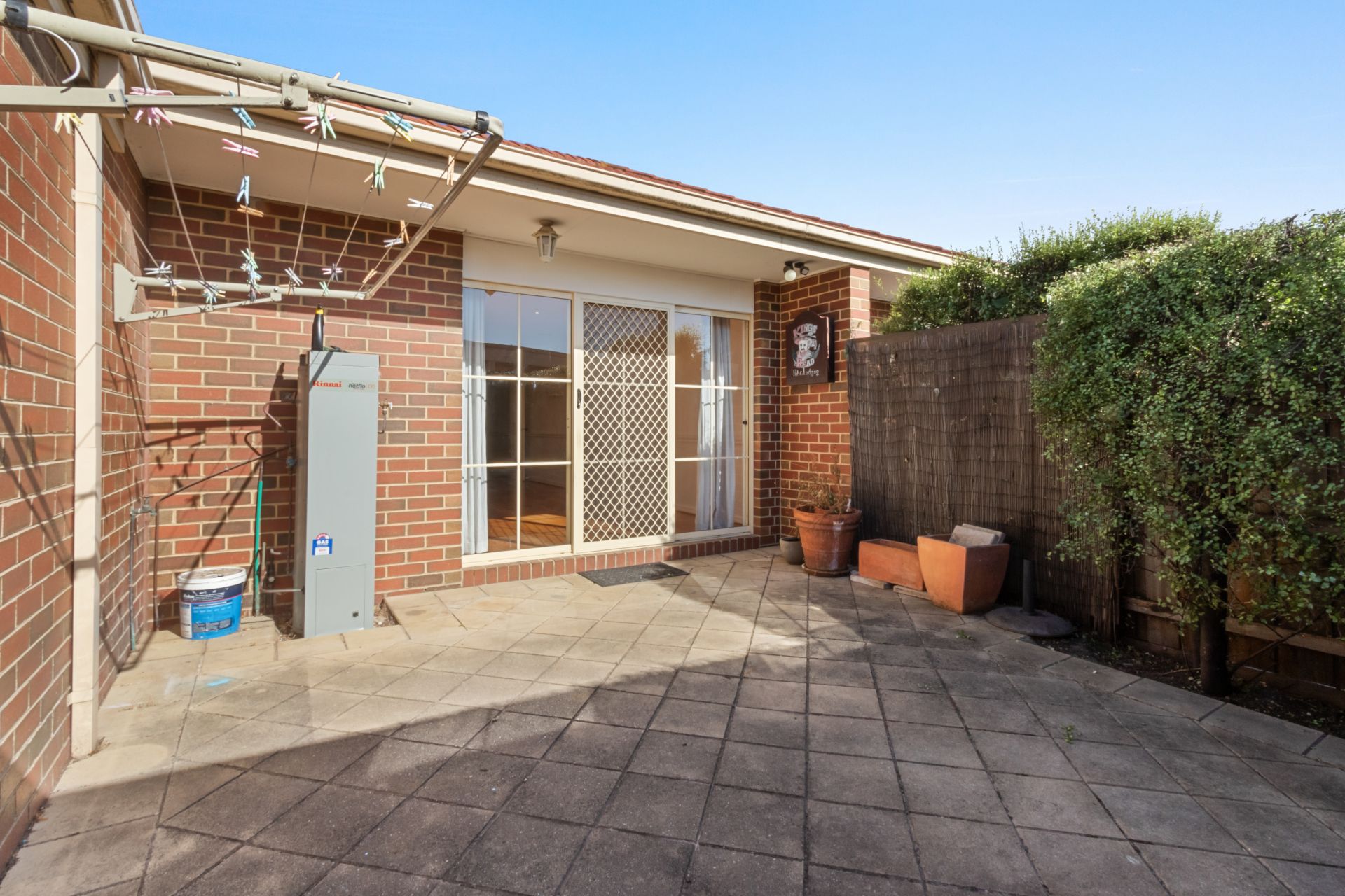 Your Gateway to Suburban Comfort and Convenience