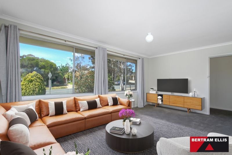 149 Kalgoorlie Crescent, Fisher - Thumbnail 6