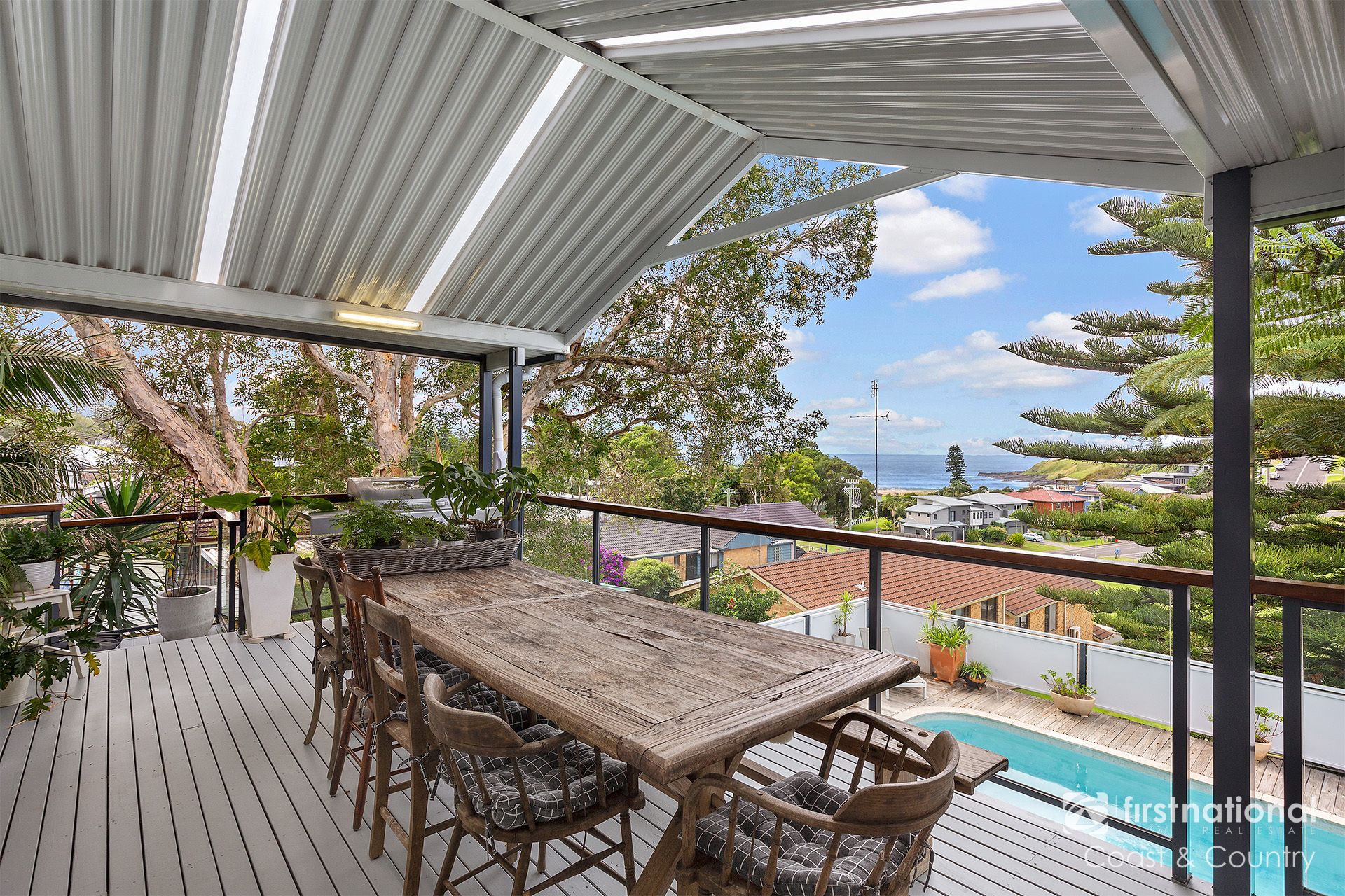 16 Holden Avenue, Kiama First National Coast & Country Real Estate