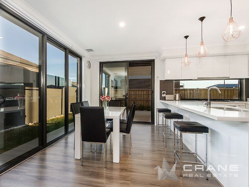 131 Aspire Boulevard PLUMPTON VIC, Plumpton - Thumbnail 3