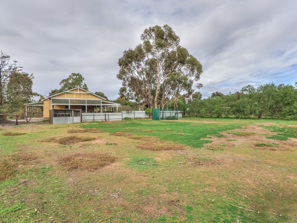 Sold property Undisclosed for 21 Louisa Road Lewiston , SA 5501