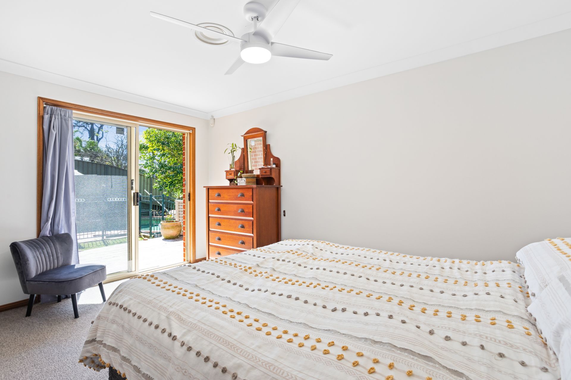 33 Banks Place, Barden Ridge, Barden Ridge - Thumbnail 8
