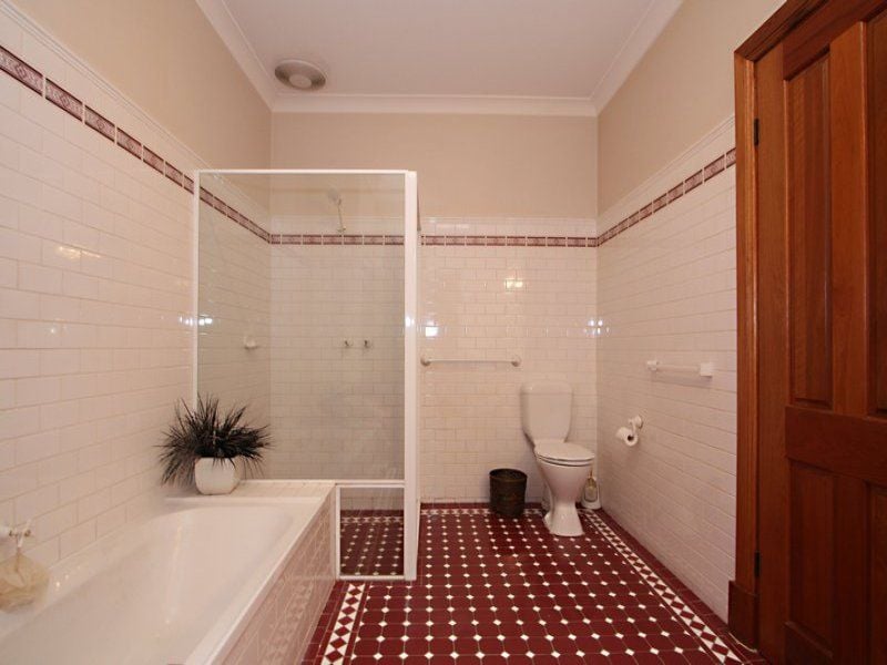 23 Hauteville Terrace Eastwood 5063