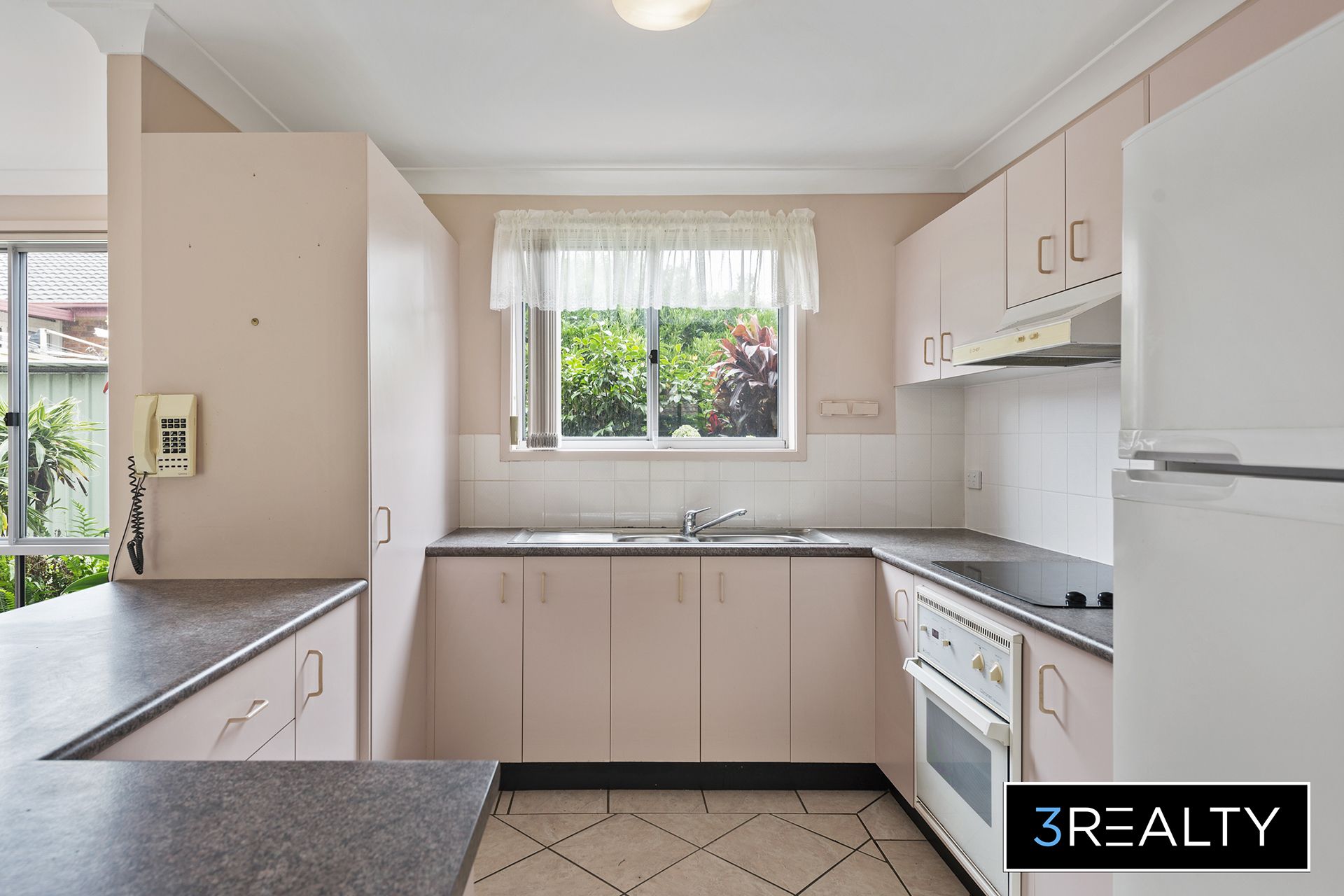 5 Tasman Court, Caves Beach - Thumbnail 7