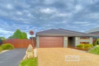 19 Ballantine Street, Bairnsdale VIC, Bairnsdale - Image 1