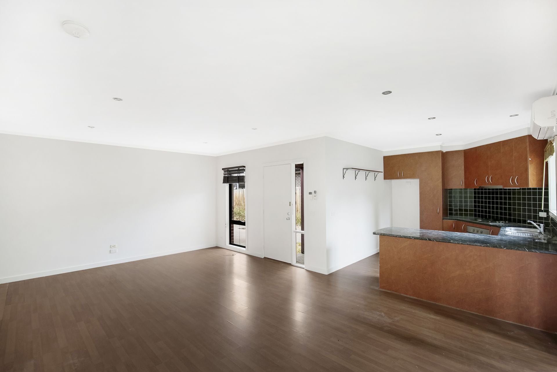 Modern Two Bedroom !!!