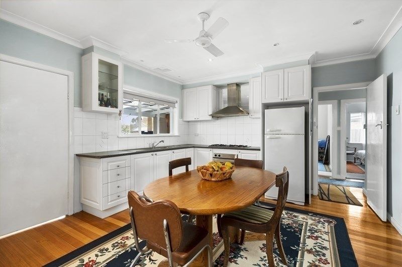 13 Blair Court, Altona North - Thumbnail 3
