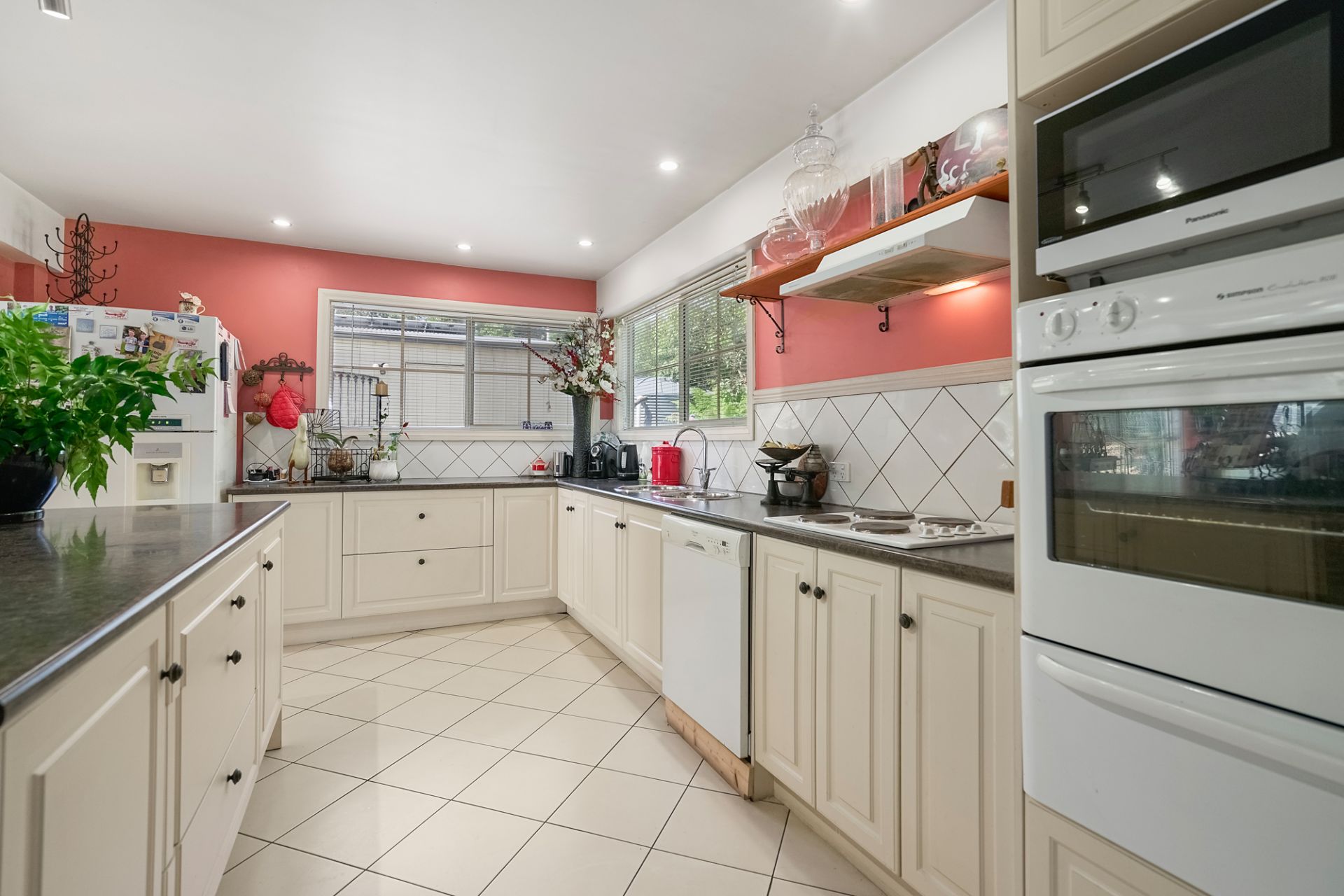 38 Wattledale  Avenue, Enfield, Enfield - Thumbnail 8