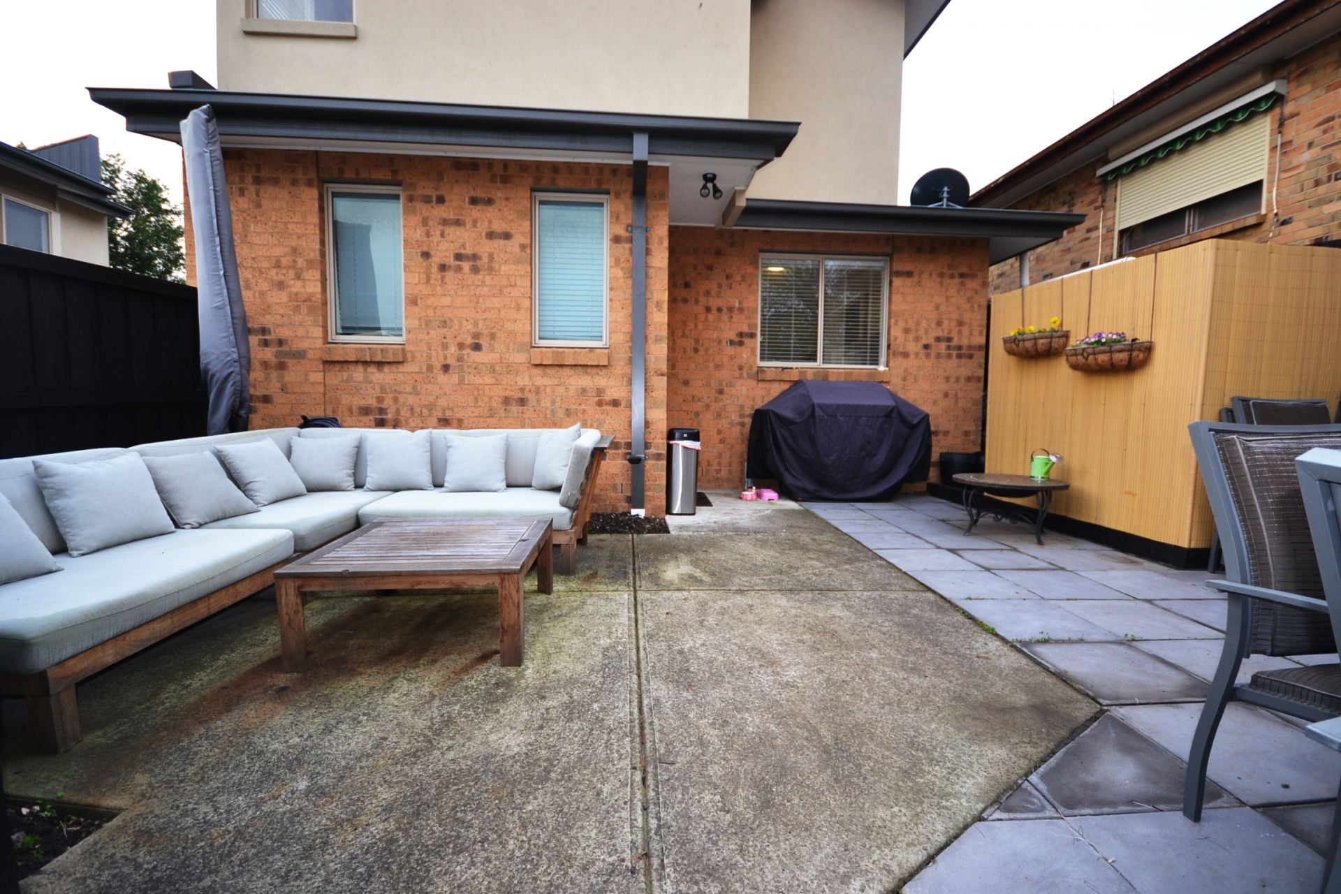 PRESTIGIOUS TOWNHOUSE LIVING