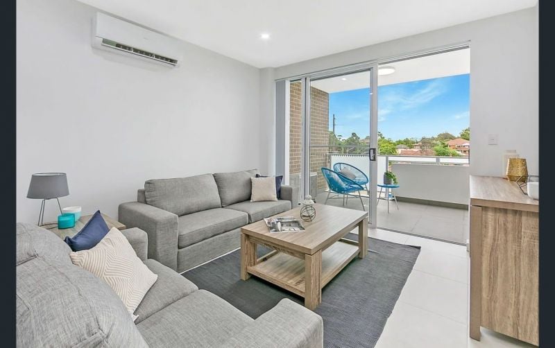 8/6 Raymond Lane, Parramatta