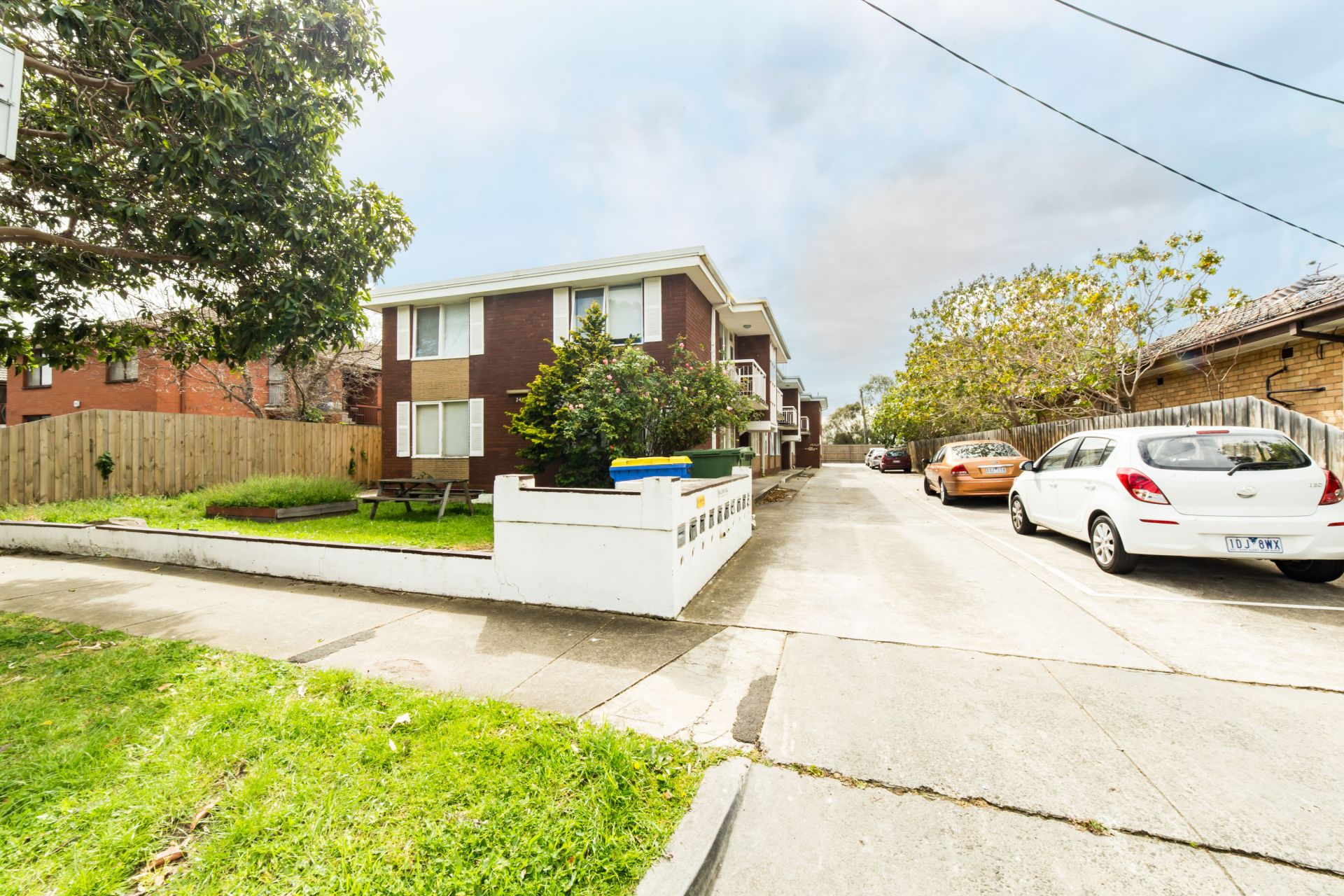 1/24 Eldridge Street, Footscray - Thumbnail 3