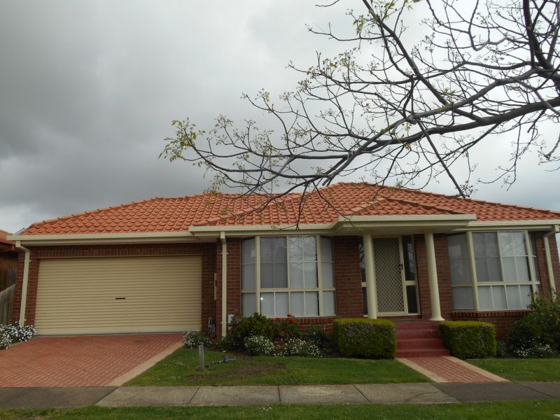17 Pollock Drive, Mill Park