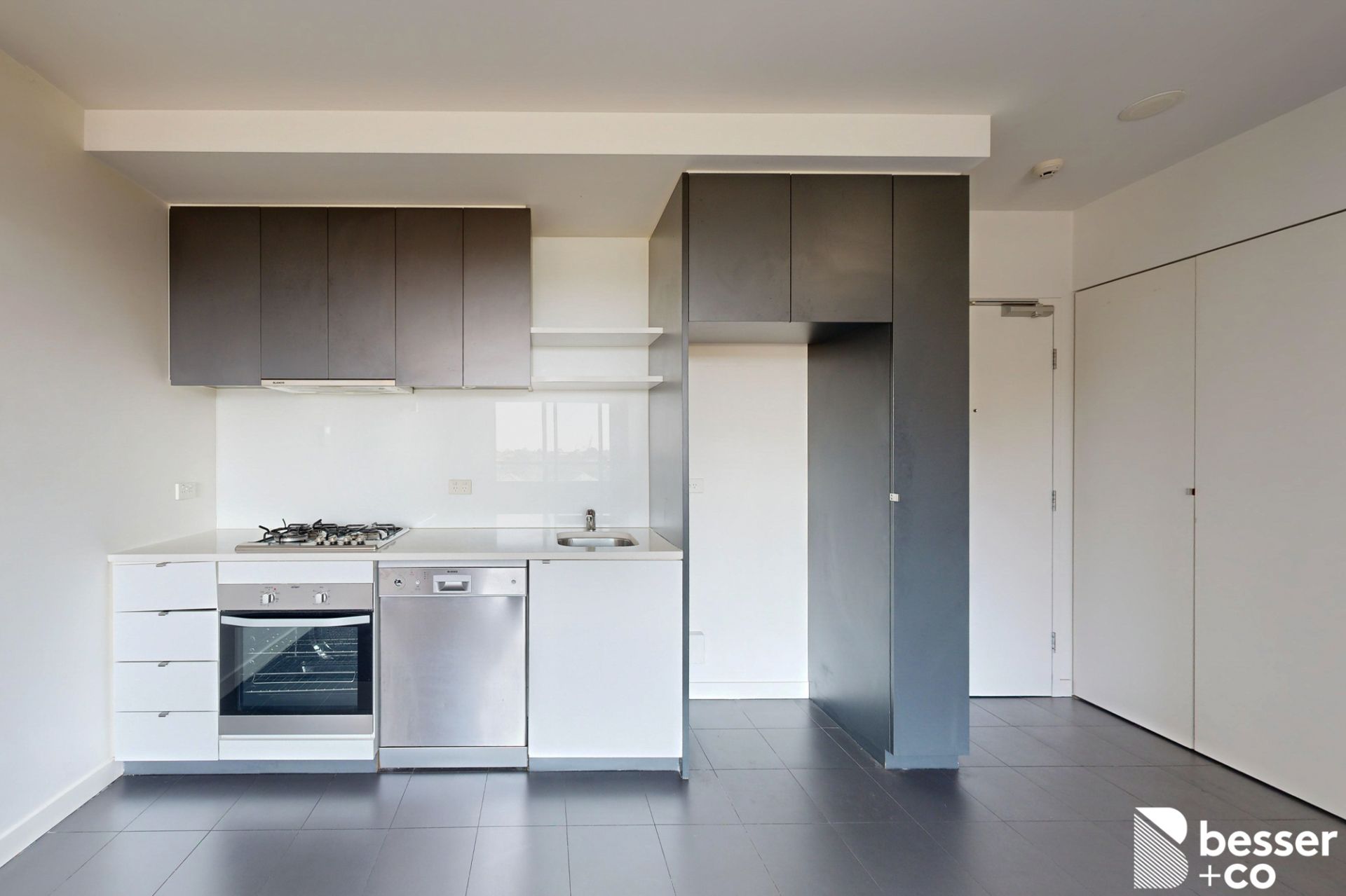 210/55 Collins Street, Essendon - Thumbnail 6