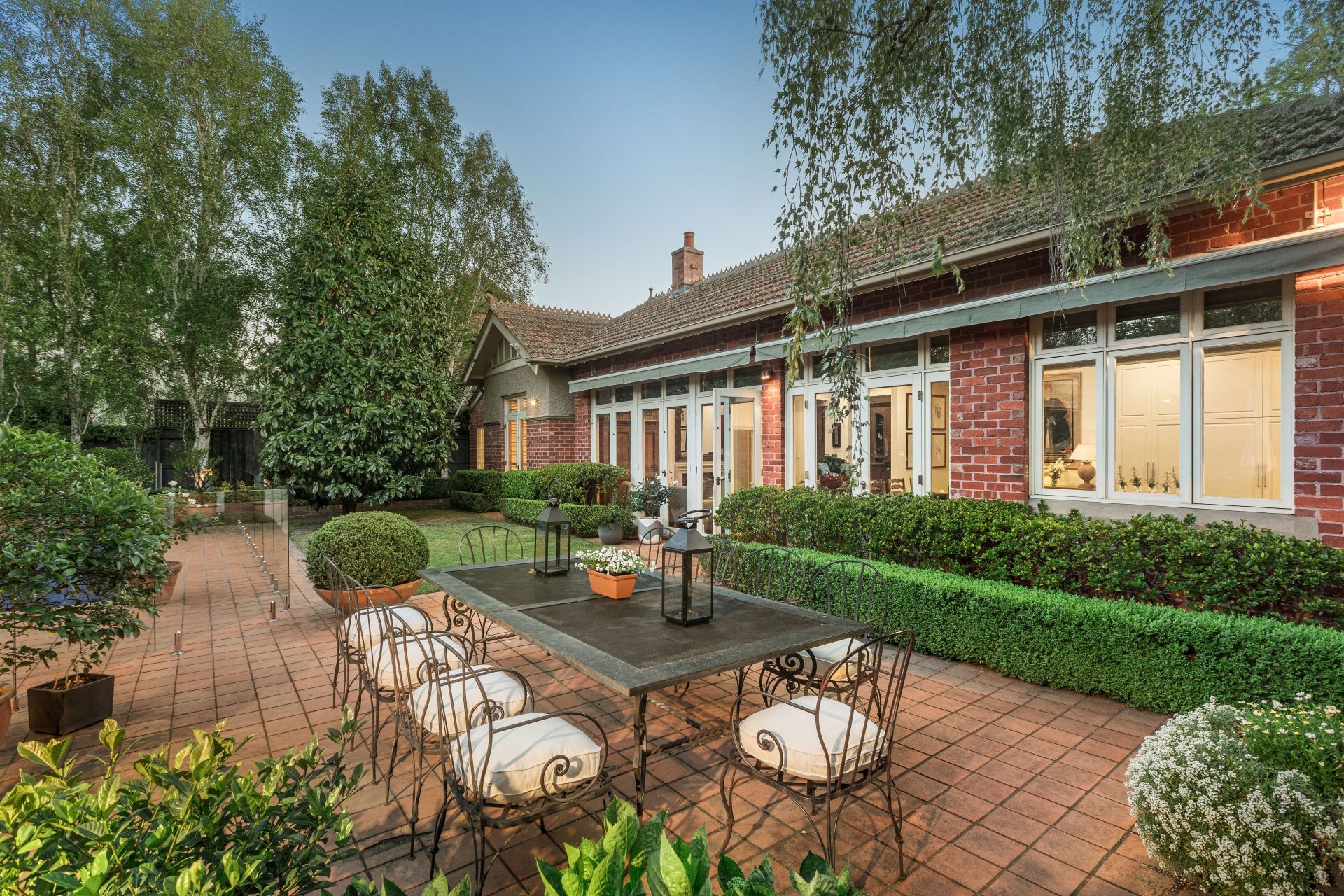 Kay & Burton 9 Hilda Crescent, Hawthorn