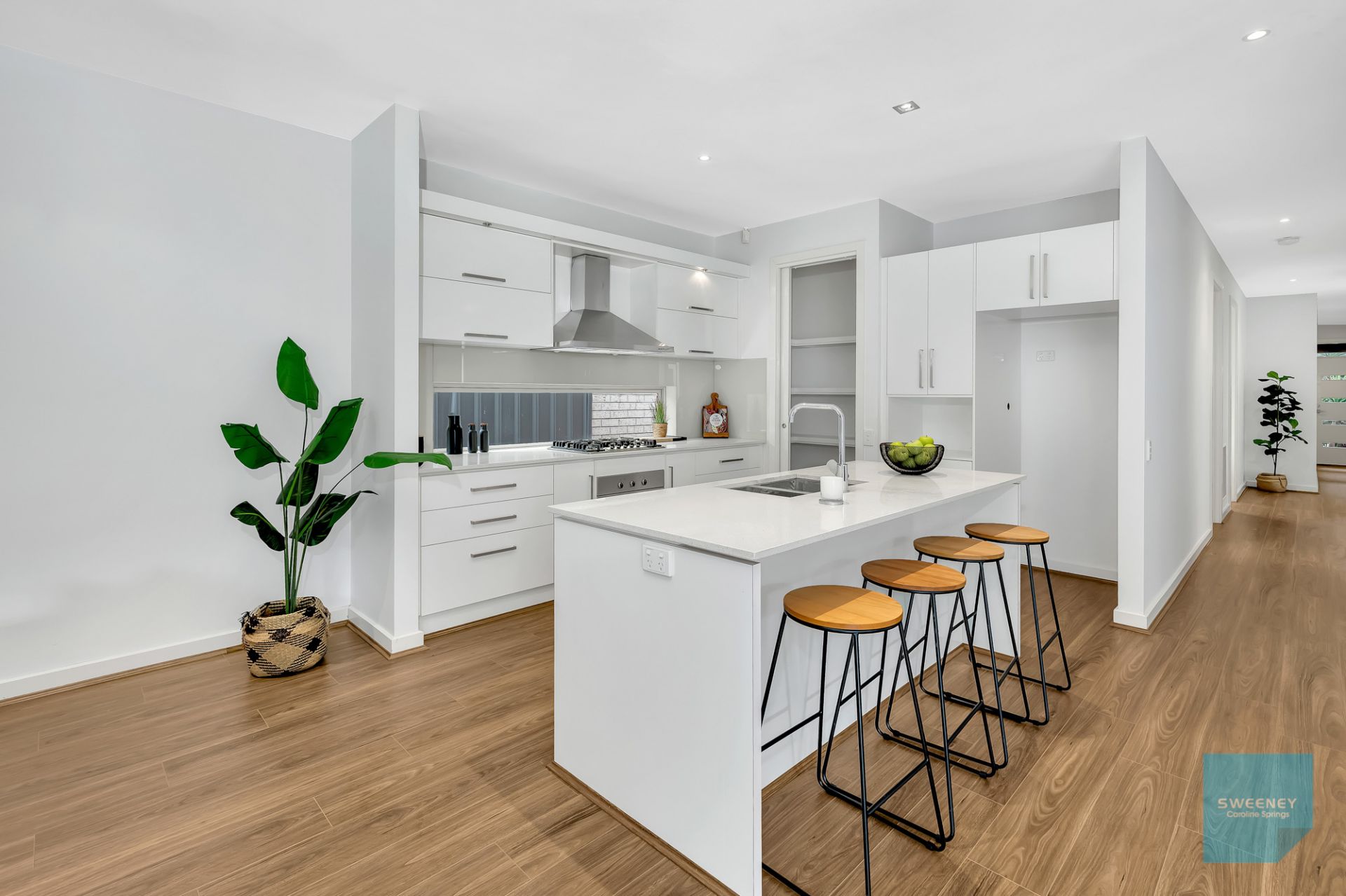 23 Damaine Circuit, Caroline Springs - Thumbnail 5