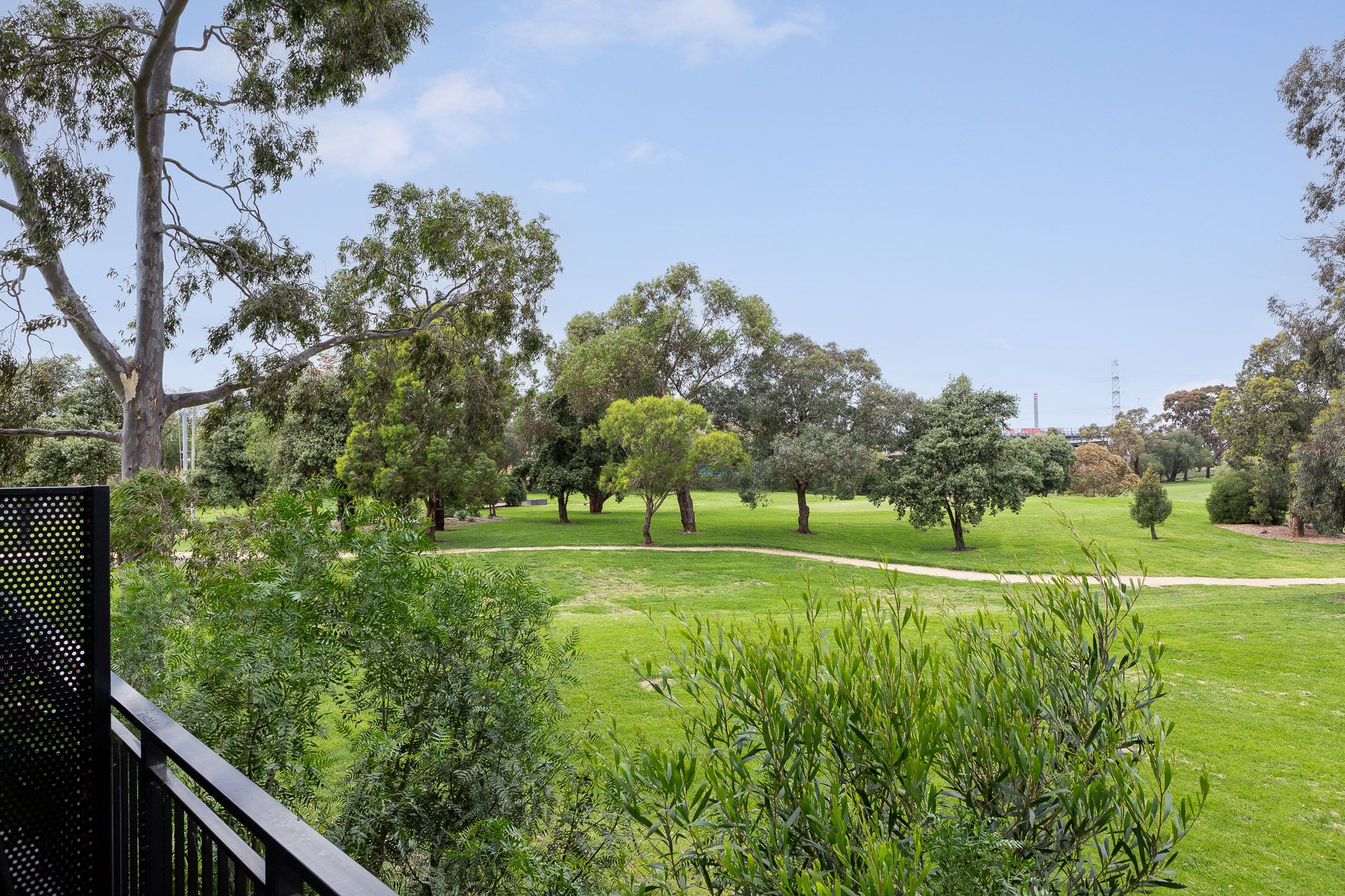 GO4/125 Francis Street, Yarraville - Thumbnail 2