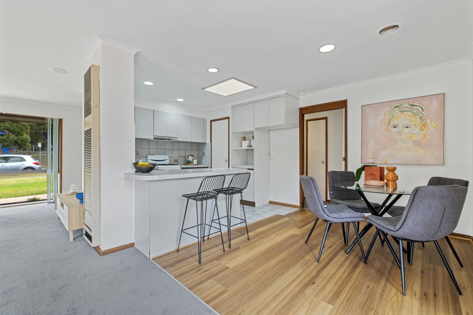 Beautifully Presented Family Home With Stylish Interiors And Space