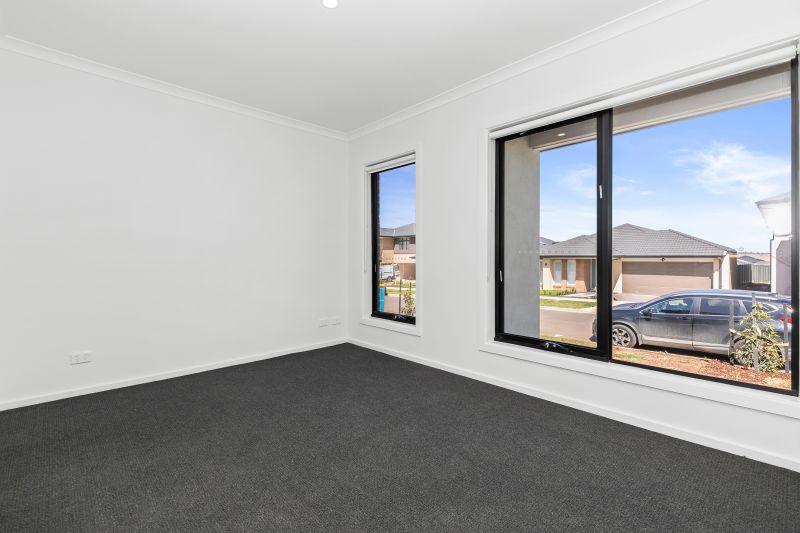 11 Byrock Street, Truganina