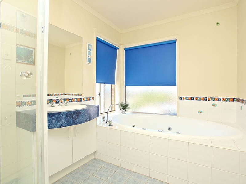 10 Woodbridge Place, Burnside - Thumbnail 7