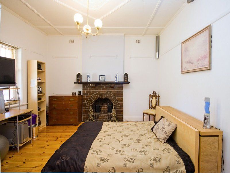 8 Albion Avenue Glandore 5037